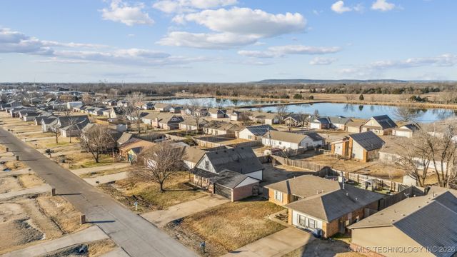 10020 N 44th East Avenue, Sperry, OK 74073