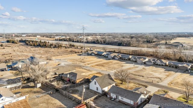 10020 N 44th East Avenue, Sperry, OK 74073