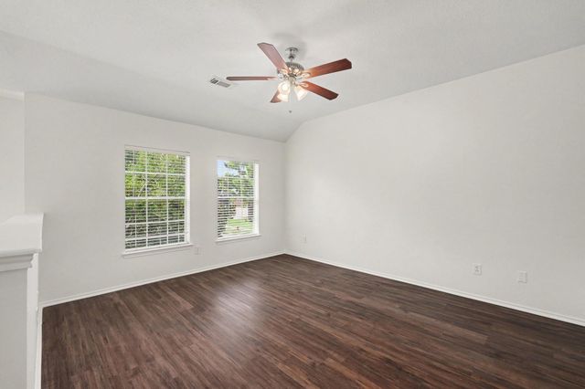 2218 Laurel Oaks Drive, Houston, TX 77014