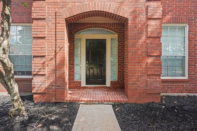 2218 Laurel Oaks Drive, Houston, TX 77014