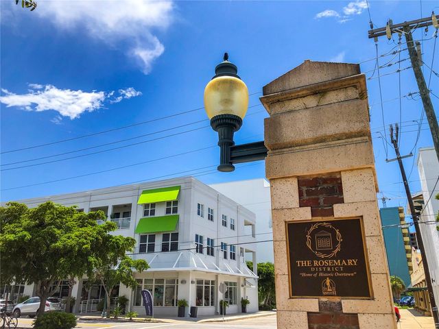 430 KUMQUAT COURT 212, Sarasota, FL 34236