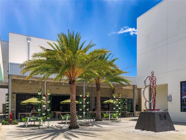 430 KUMQUAT COURT 212, Sarasota, FL 34236