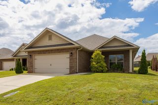 306 Addison Court, New Market, AL 35761
