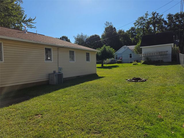 230 CHESTNUT Drive, Lake City Boro, PA 16423