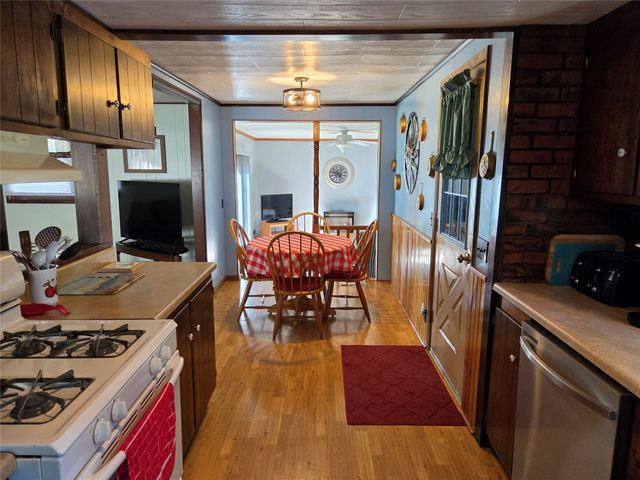 230 CHESTNUT Drive, Lake City Boro, PA 16423