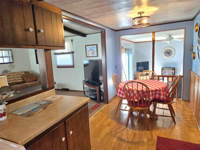 230 CHESTNUT Drive, Lake City Boro, PA 16423