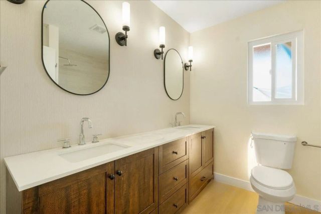 9559 Chestnut St, Spring Valley, CA 91977