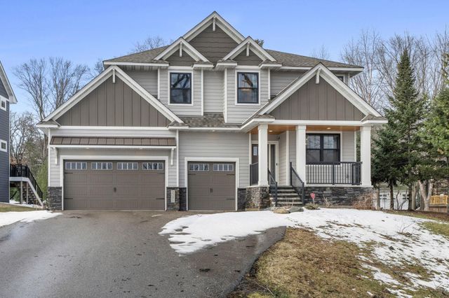 2251 Cleveland Avenue N, Roseville, MN 55113