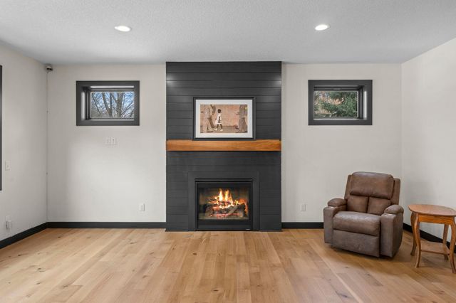 2251 Cleveland Avenue N, Roseville, MN 55113