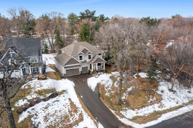 2251 Cleveland Avenue N, Roseville, MN 55113