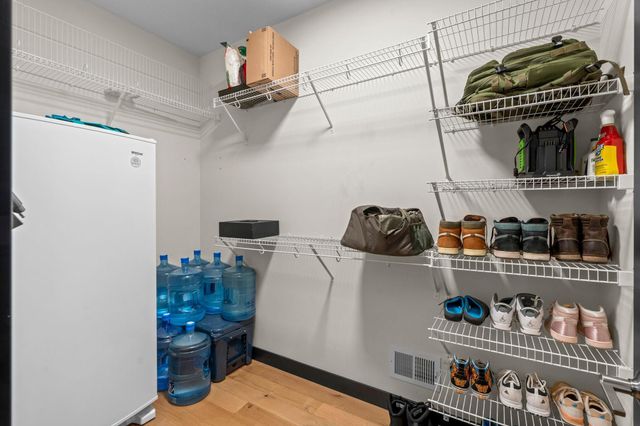 2251 Cleveland Avenue N, Roseville, MN 55113