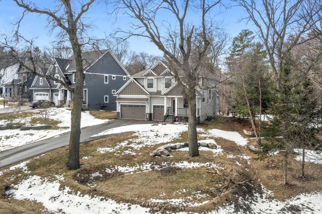 2251 Cleveland Avenue N, Roseville, MN 55113