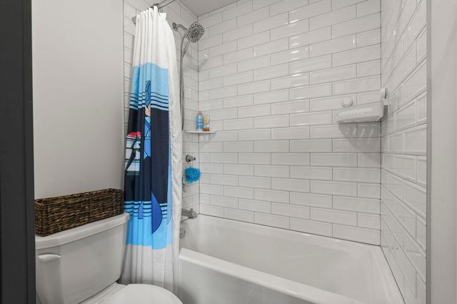 2251 Cleveland Avenue N, Roseville, MN 55113