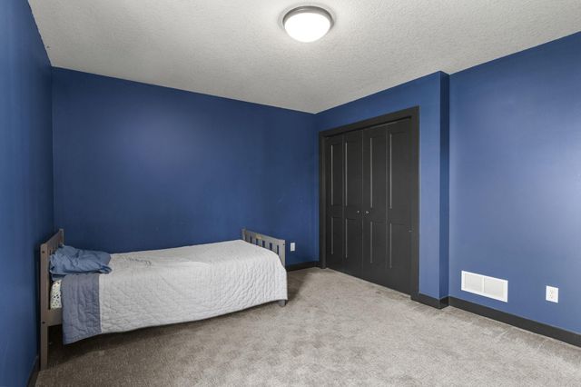 2251 Cleveland Avenue N, Roseville, MN 55113