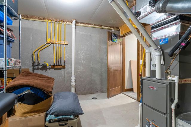 2251 Cleveland Avenue N, Roseville, MN 55113