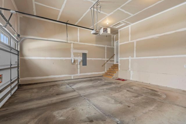 2251 Cleveland Avenue N, Roseville, MN 55113