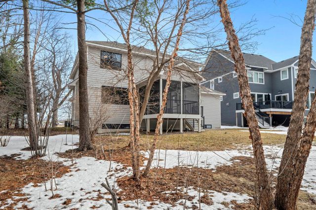 2251 Cleveland Avenue N, Roseville, MN 55113