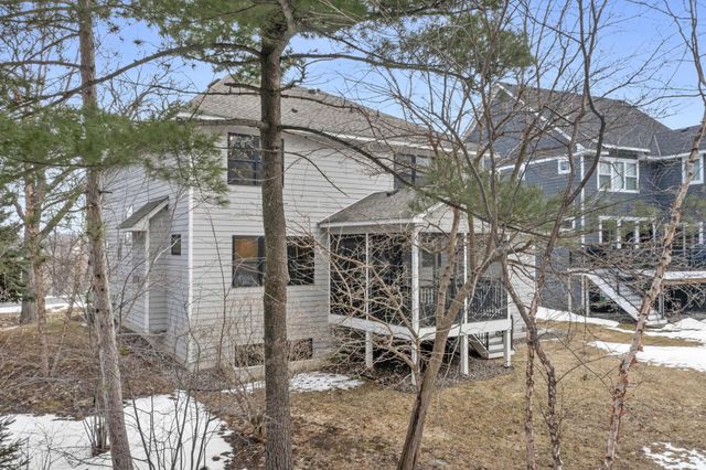 2251 Cleveland Avenue N, Roseville, MN 55113