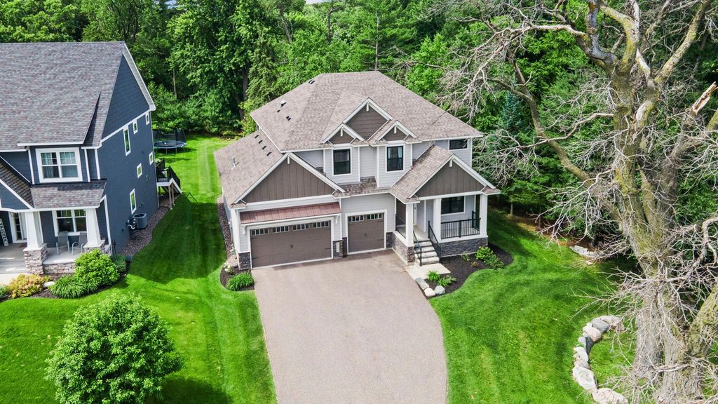 2251 Cleveland Avenue N, Roseville, MN 55113 — photo 4