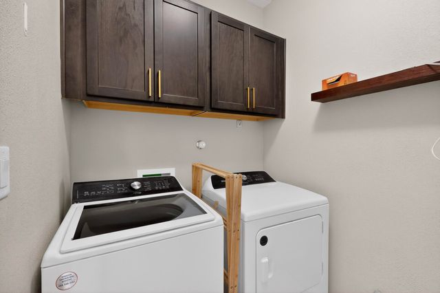 6109 Nauman Drive SE, Albuquerque, NM 87106