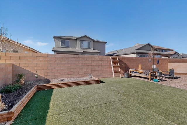 6109 Nauman Drive SE, Albuquerque, NM 87106