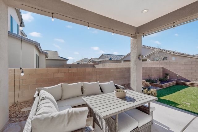 6109 Nauman Drive SE, Albuquerque, NM 87106