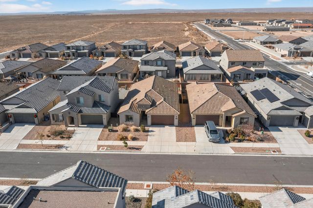 6109 Nauman Drive SE, Albuquerque, NM 87106