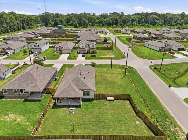 10924 Independence Road, Cleveland, TX 77328