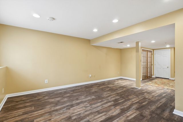 18 Carriage Ct 18, Merrimac, MA 01860