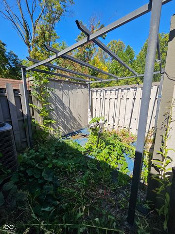 7919 Benjamin Drive, Lawrence, IN 46226