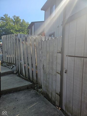 7919 Benjamin Drive, Lawrence, IN 46226