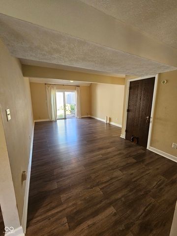 7919 Benjamin Drive, Lawrence, IN 46226