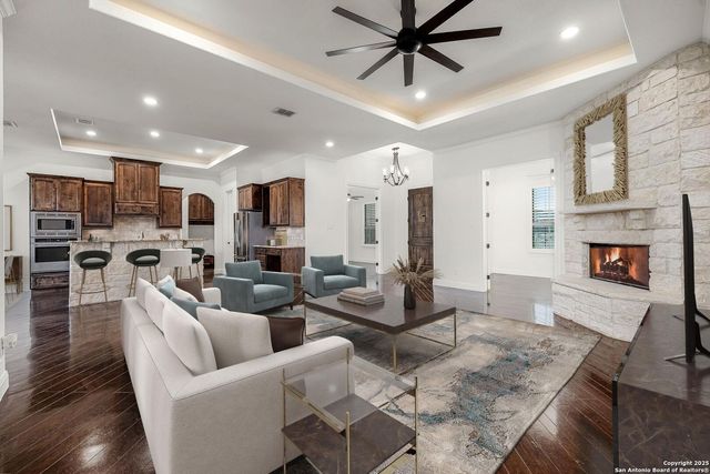 423 Copper Trace, New Braunfels, TX 78132