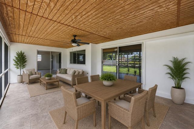 31 W Coconut Drive, Lake Worth, FL 33467