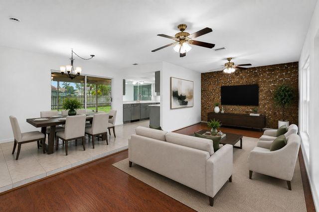 31 W Coconut Drive, Lake Worth, FL 33467