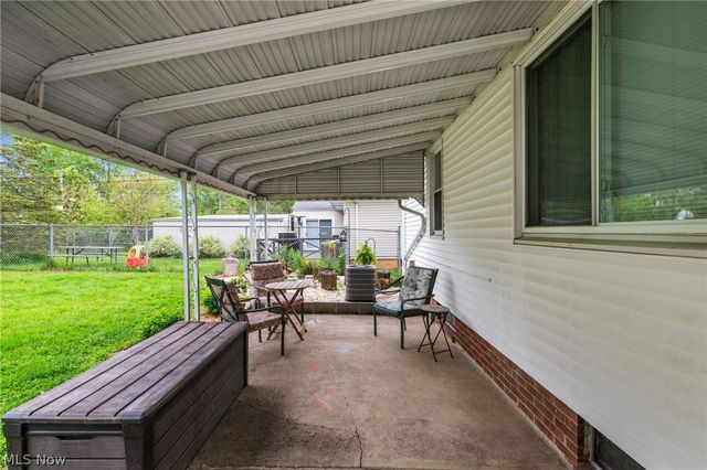 7249 Greenleaf Avenue, Parma, OH 44130