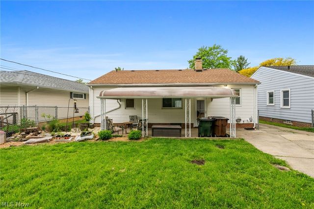 7249 Greenleaf Avenue, Parma, OH 44130