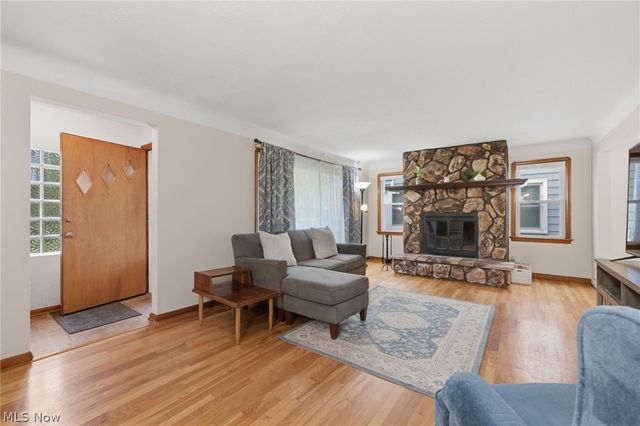 7249 Greenleaf Avenue, Parma, OH 44130