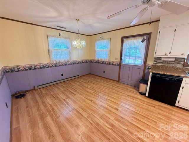 2848 Wendell Street, Lenoir, NC 28645