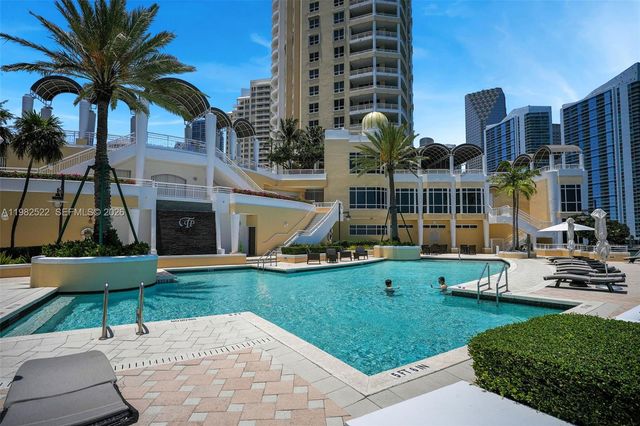 808 Brickell Key Dr 3702, Miami, FL 33131