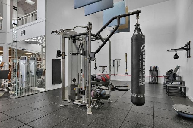 808 Brickell Key Dr 3702, Miami, FL 33131