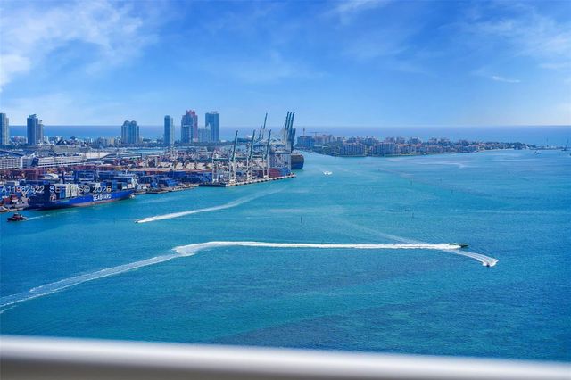 808 Brickell Key Dr 3702, Miami, FL 33131