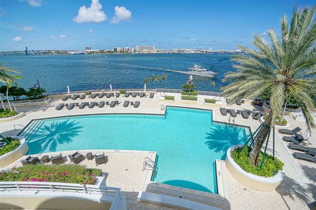 808 Brickell Key Dr 3702, Miami, FL 33131
