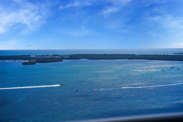 808 Brickell Key Dr 3702, Miami, FL 33131