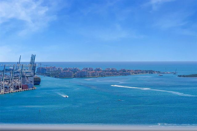 808 Brickell Key Dr 3702, Miami, FL 33131