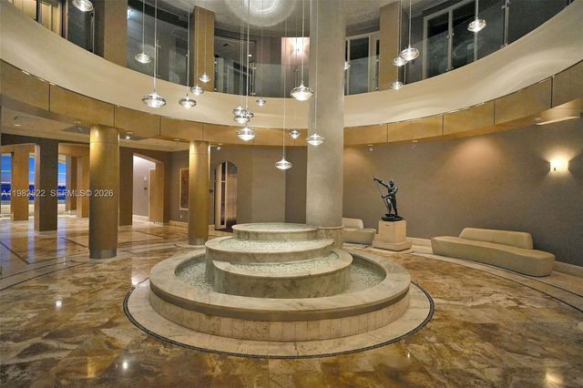 808 Brickell Key Dr 3702, Miami, FL 33131