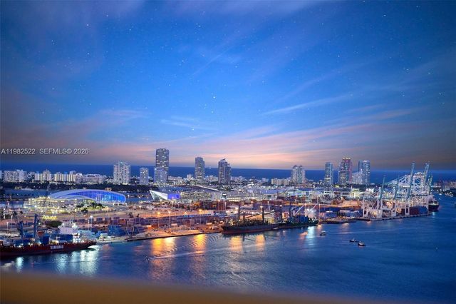 808 Brickell Key Dr 3702, Miami, FL 33131