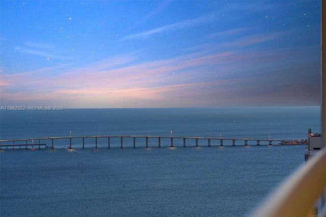 808 Brickell Key Dr 3702, Miami, FL 33131