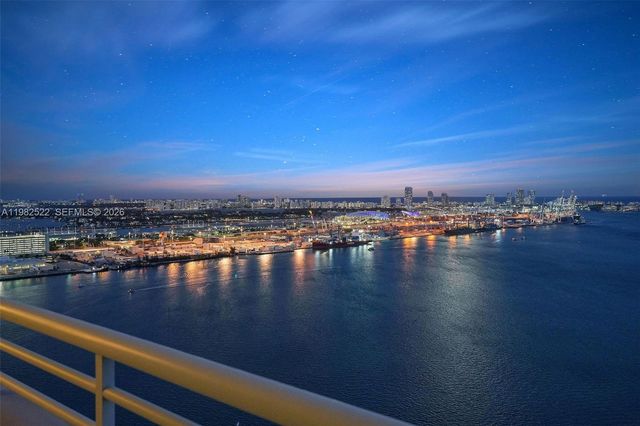 808 Brickell Key Dr 3702, Miami, FL 33131