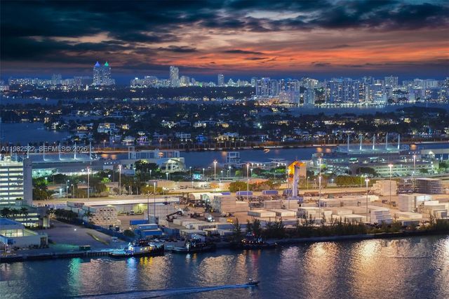 808 Brickell Key Dr 3702, Miami, FL 33131